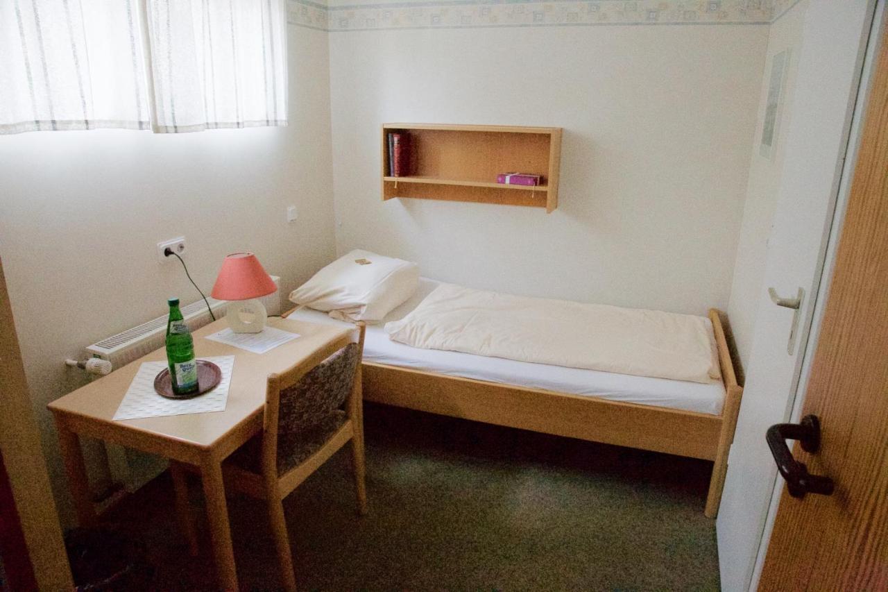 Cvjm-Elsenburg Gaestehaus Кауб Екстер'єр фото